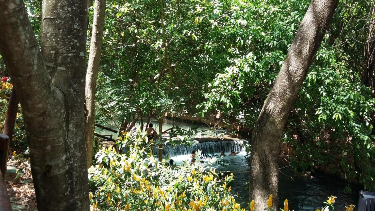 Aguas Da Serra Com Acesso Ao Rio E Vista Pra Serra Rio Quente Bagian luar foto